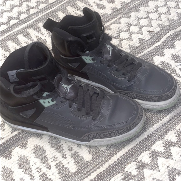 Air Jordan 4 Retro ‘Green Glow’ Shoes - Picture 1 of 4